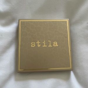 Stila Perfect Me Perfect Hue cheek palette. Fair/light.